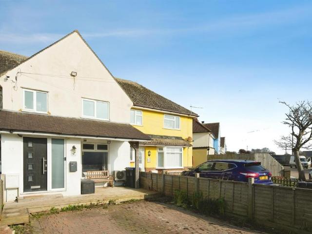 House for sale in Fishersgate, West Sussex