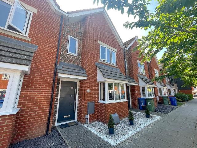 House for sale in Oad Street, Kent