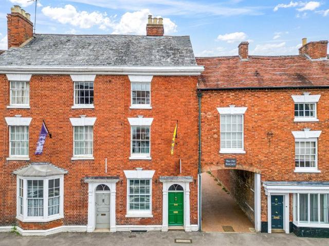 House for sale in Crookhill, Worcestershire