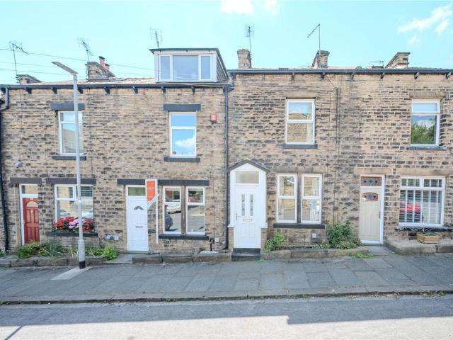 House for sale in Horsforth Vale, Farsley