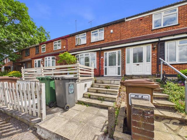 House for sale in Chingford, Greater London