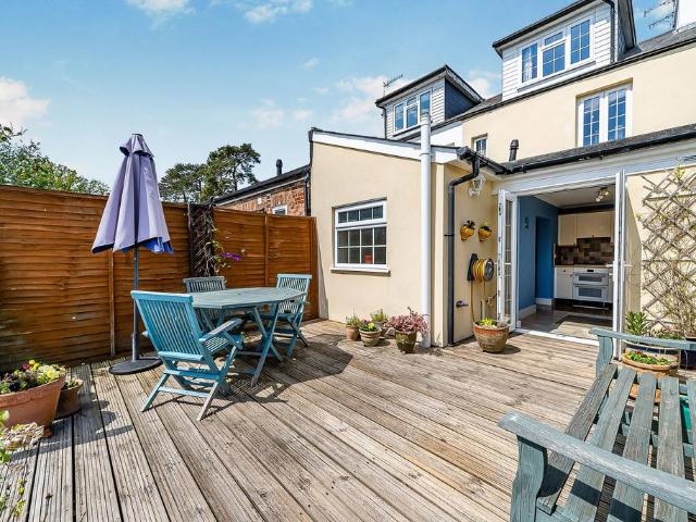 House for sale in The Butts, Kent