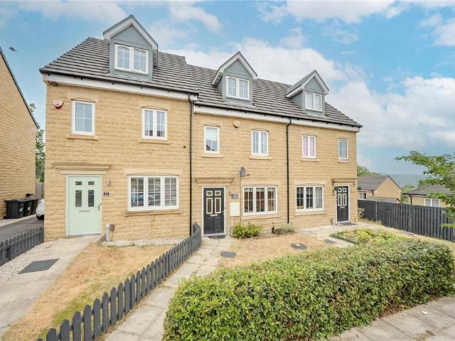 House for sale in Idle, West Yorkshire