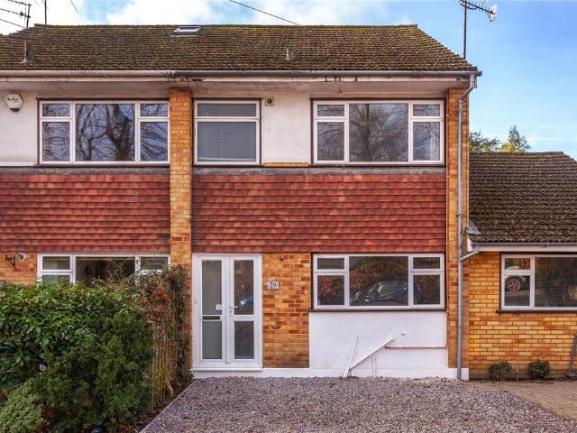 House for sale in Henley-on-Thames, Berrick Salome