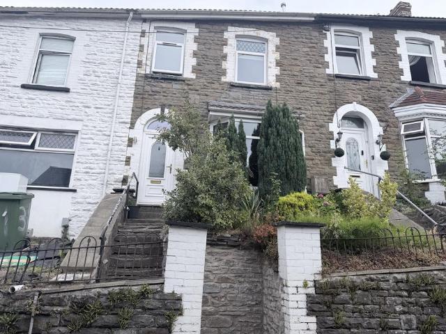 House for sale in Pen-y-coedcae, Pontypridd