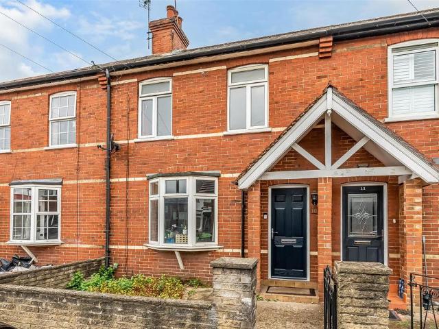 House for sale in Pachesham Park, Surrey