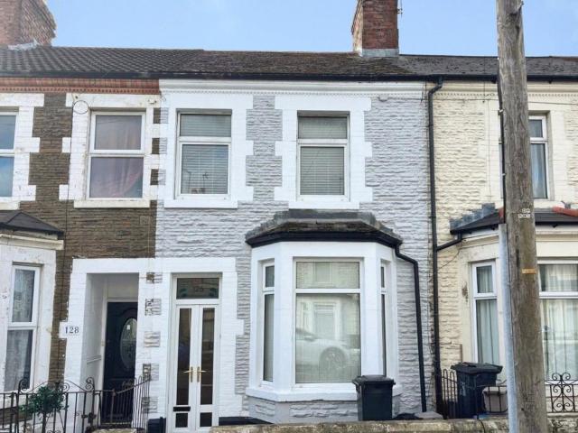 House for sale in Plasnewydd, Cardiff