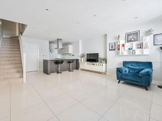 House for sale in St. George in the East, Whitechapel