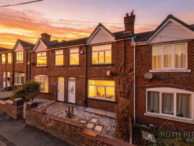 House for sale in South Kirkby, Wakefield