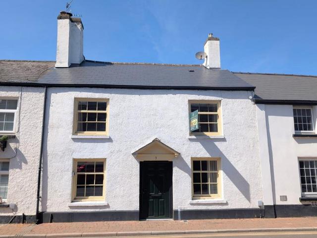 House for sale in Monmouth, Wales