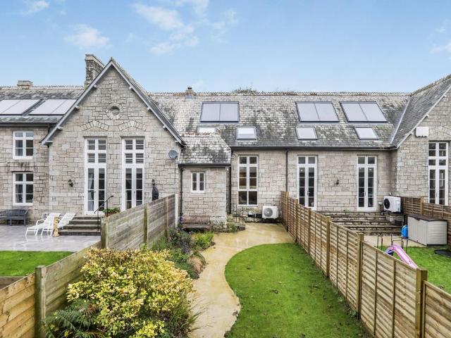 House for sale in Halsetown, Cornwall
