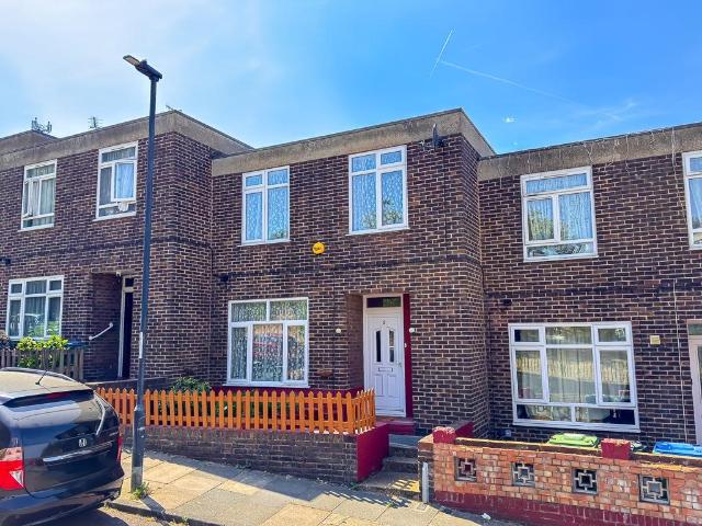 House for sale in Plumstead, Greater London
