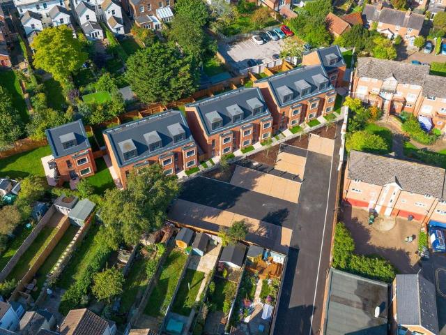 House for sale in Brook Street, Bourne Vale