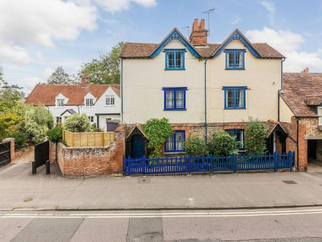 House for sale in Caldecott, Dromore