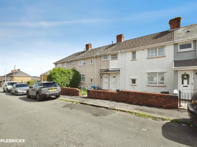 House for sale in Penyfan, Llanelli