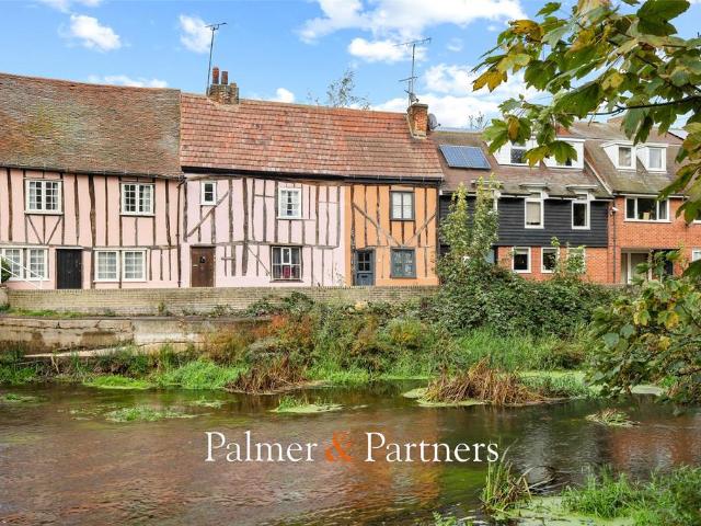 House for sale in Hythe, Colchester