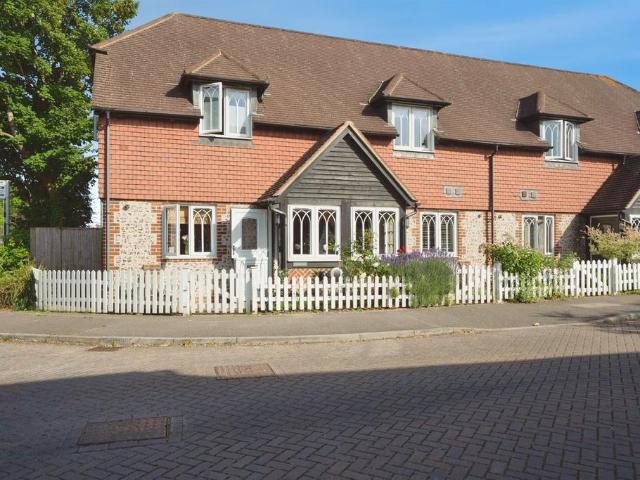 House for sale in Barnham and Eastergate, Clapham
