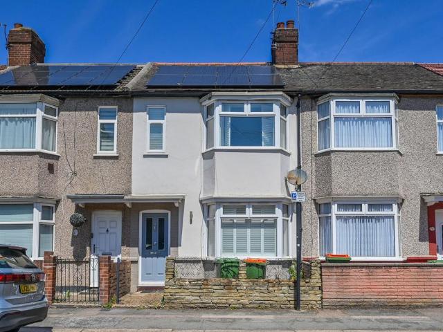 House for sale in Silvertown, Greater London