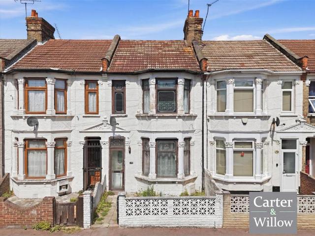 House for sale in Thames View, Greater London