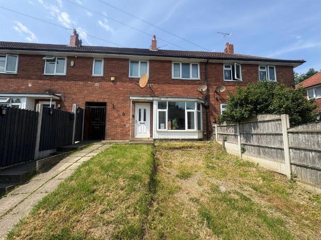 House for sale in Farnley, West Yorkshire