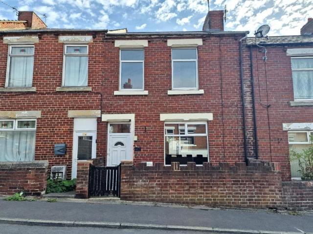 House for sale in Quaking Houses, Stanley