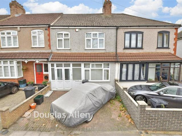 House for sale in Romford, Havering