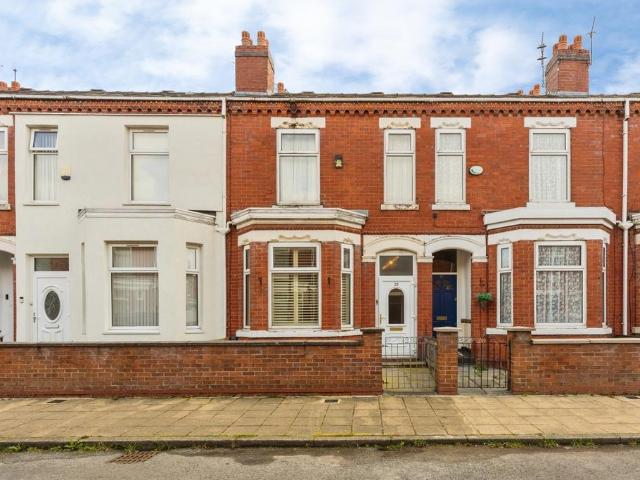 House for sale in Stretford, Trafford