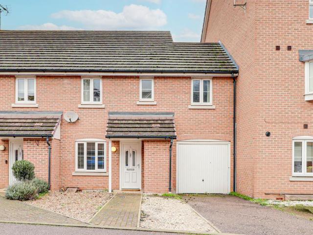 House for sale in Frogmore, Five Acres