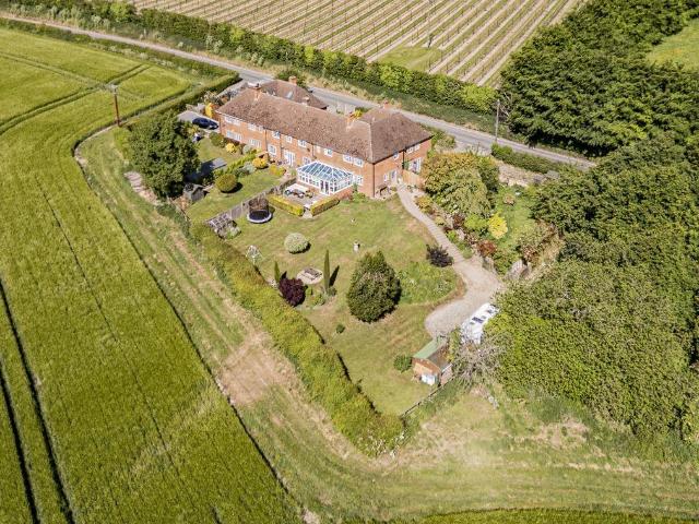 House for sale in Bekesbourne-with-Patrixbourne, The Bridge
