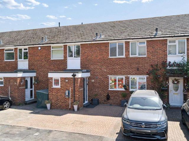 House for sale in Lunnon, Buckinghamshire