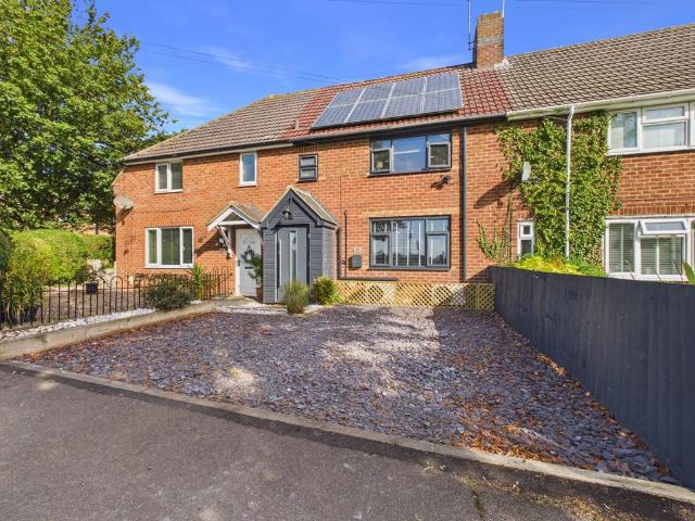 House for sale in Long Buckby, West Northamptonshire