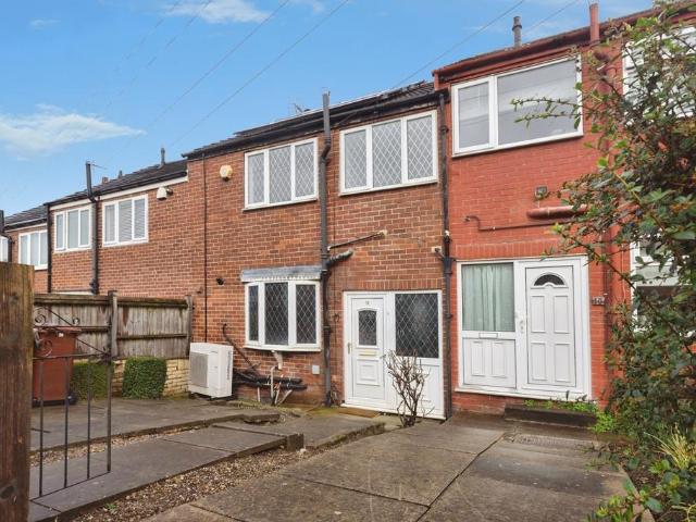 House for sale in Churwell, West Yorkshire