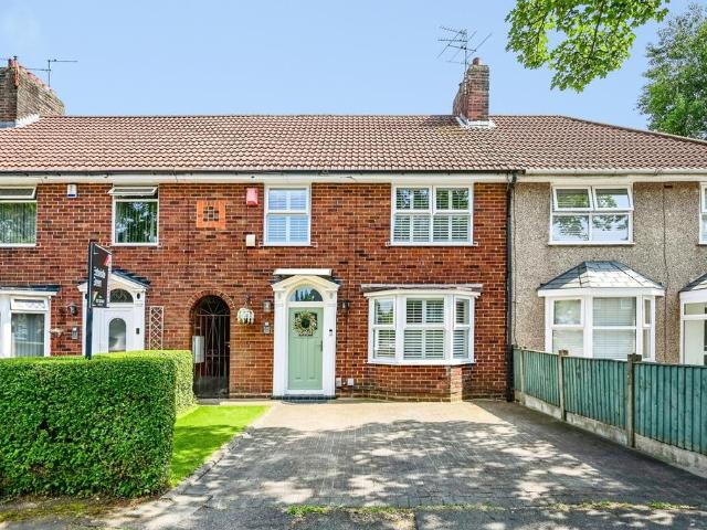 House for sale in Calderstones