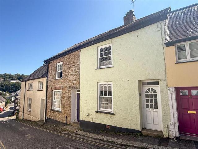 House for sale in Penryn, Cornwall