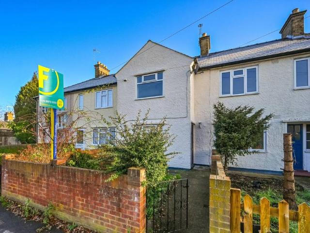 House for sale in Hampton, Greater London