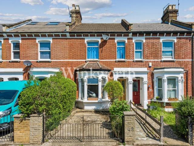 House for sale in Hornsey, Greater London