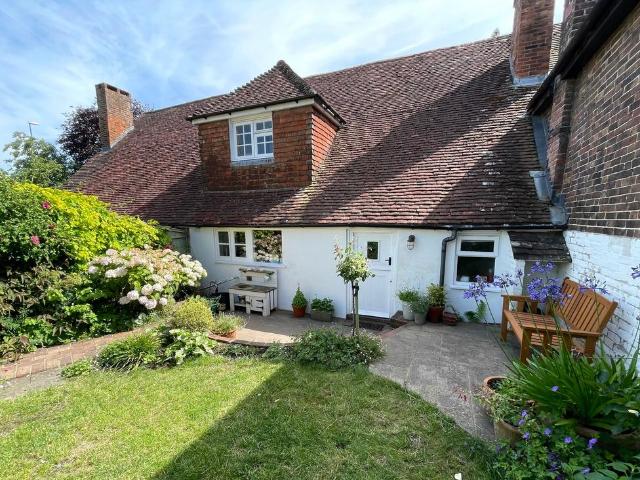 House for sale in Littlecote, West Sussex