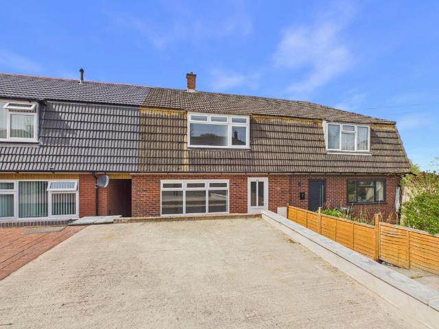 House for sale in Feckenham, City Of Bristol