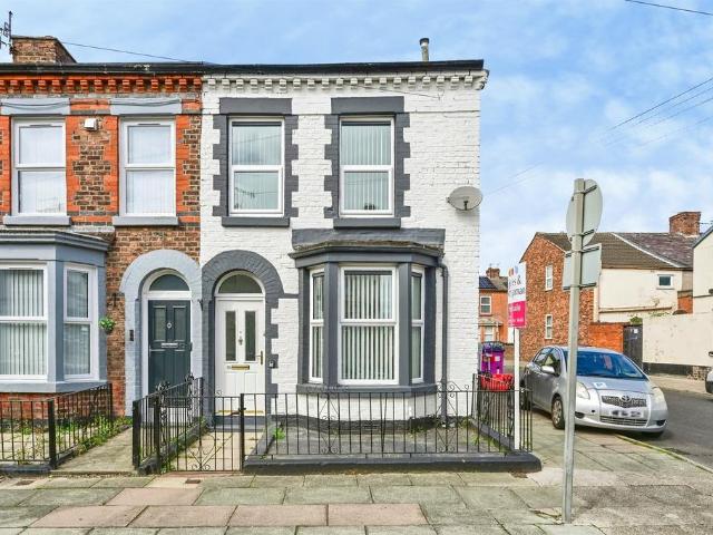 House for sale in Calderstones