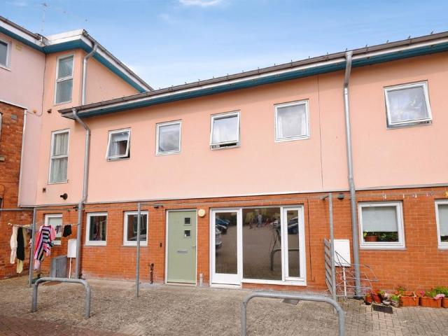 House for sale in Portfields, Lower Bullingham