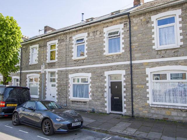 House for sale in Penarth Marina, Penarth