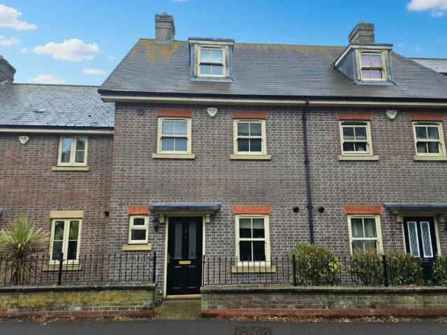 House for sale in Fordington