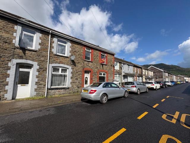 House for sale in Pontycymer, Wales