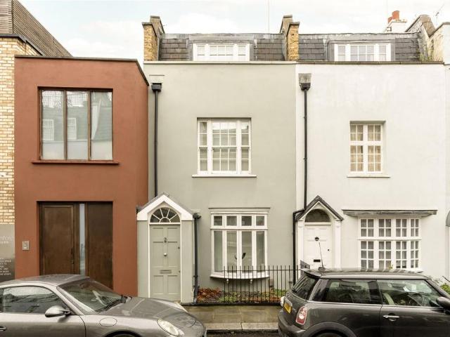 House for sale in Chelsea, Greater London