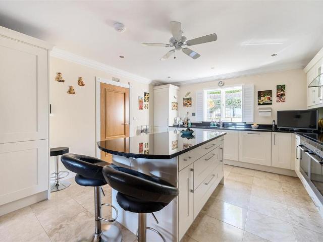 House for sale in Midway, Kent