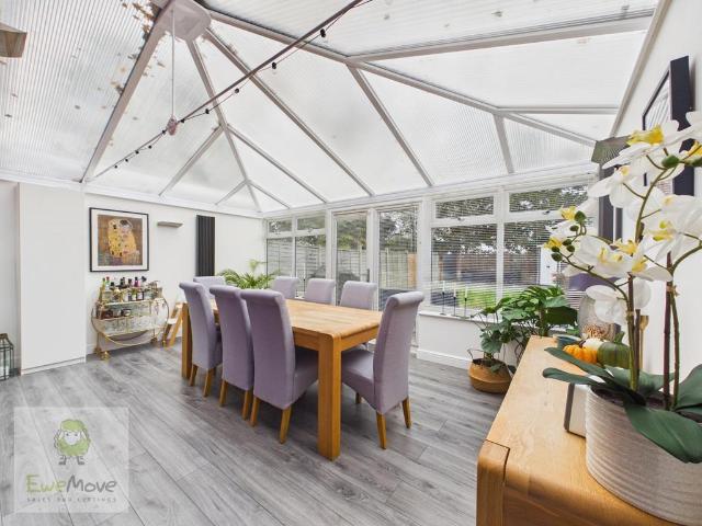 House for sale in Perryhill, Cliffe Woods