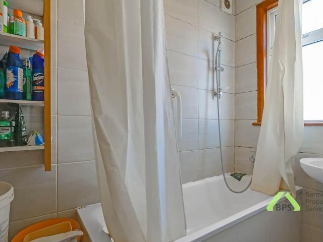 House for sale in Tottenham Hale, Greater London