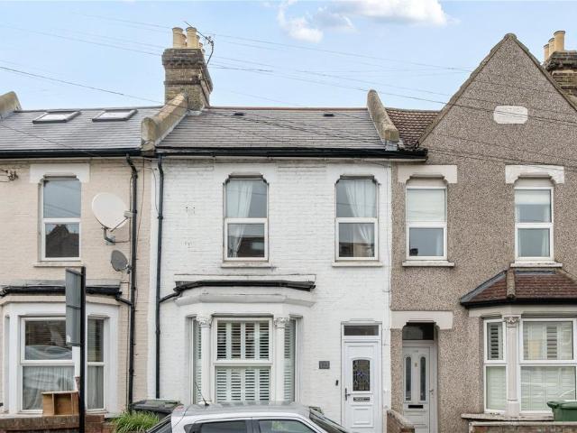 House for sale in London Borough of Lewisham, Bell Green
