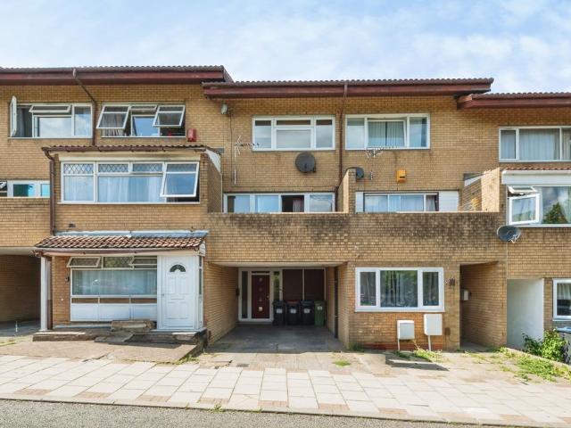 House for sale in Great Linford, Milton Keynes