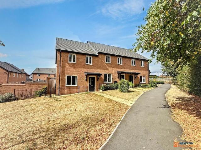 House for sale in Ibstock, Leicestershire